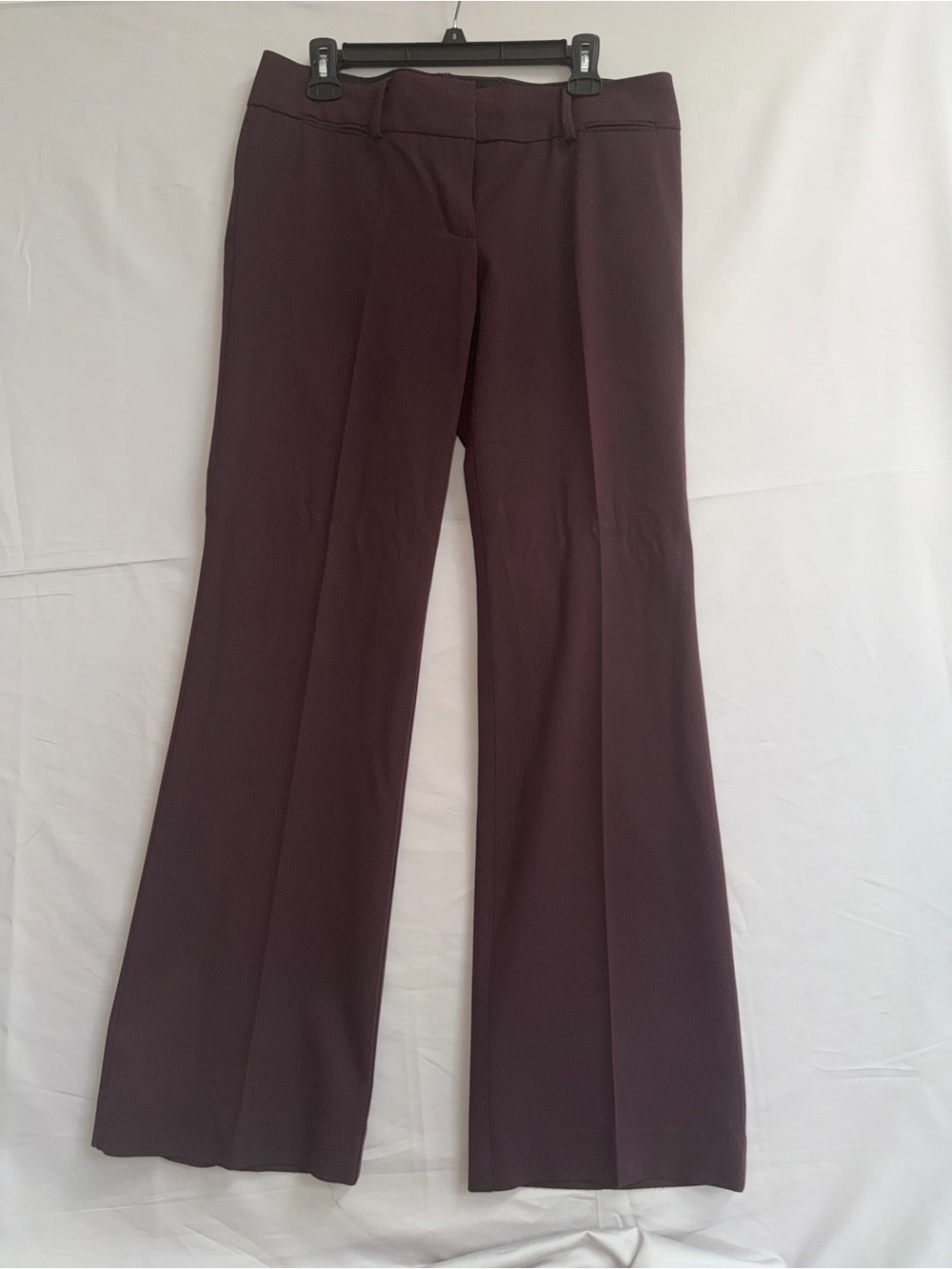 Women's Burgundy Loft  8 Marissa Boot Cut Career Pants,  Excellent condition
